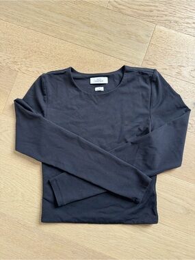Babaton Contour Black Crop LS
